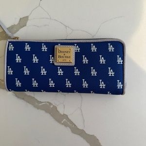 Dooney & Bourke MLB Los Angeles Dodgers Wallet